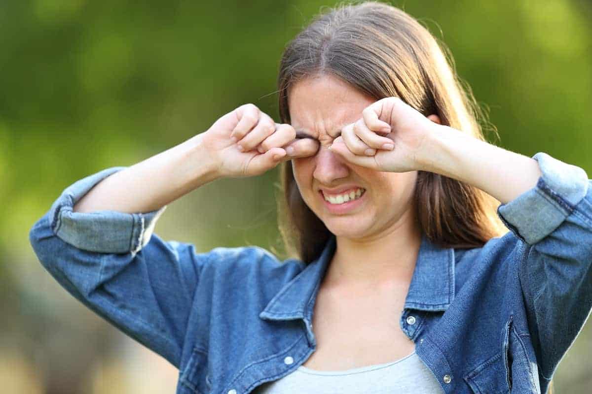 How to Relieve Dry Eye Symptoms